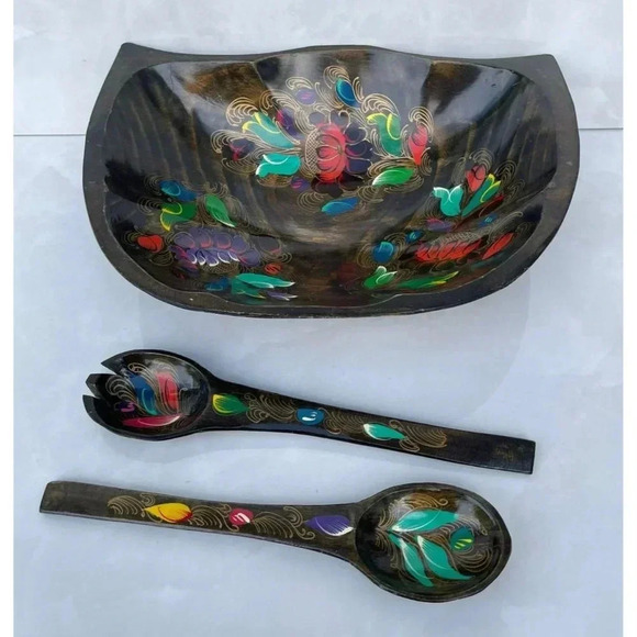 Folk Art Hand Carved Wooden Bowl Serving Utensils Hand Painted Serving Dish - Picture 10 of 11